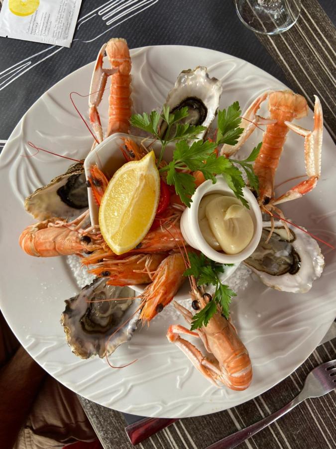 Hotel Restaurant Cousseau ปารองติส-ออง-บอร์น ภายนอก รูปภาพ