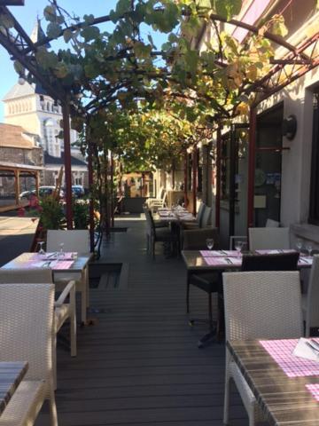 Hotel Restaurant Cousseau ปารองติส-ออง-บอร์น ภายนอก รูปภาพ