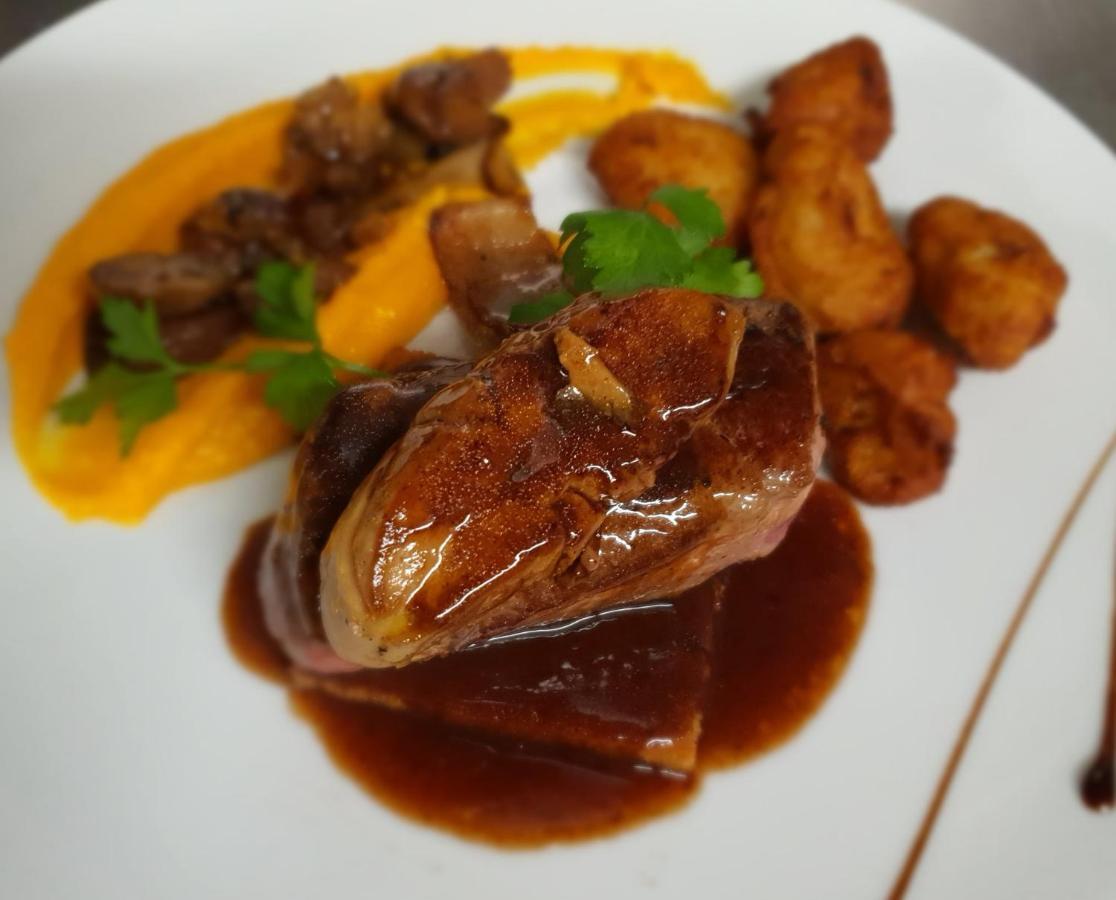 Hotel Restaurant Cousseau ปารองติส-ออง-บอร์น ภายนอก รูปภาพ